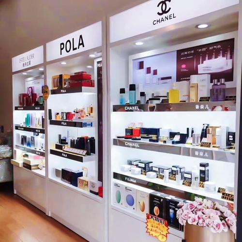 展示柜平時應(yīng)該怎么進行保養(yǎng)